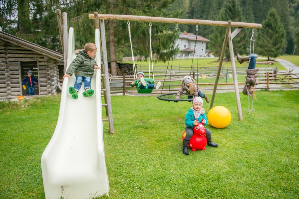 Hotel Grundlhof Bramberg am Wildkogel Dış mekan fotoğraf